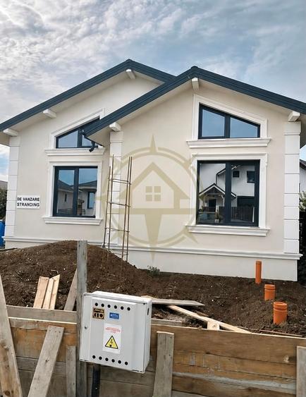 Casă cu 3 camere cu Teren 390 Mp în Samurcași