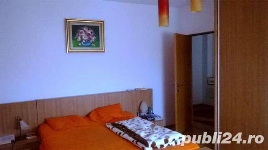 Casă cu 4 camere cu Teren 250 Mp în Gulia