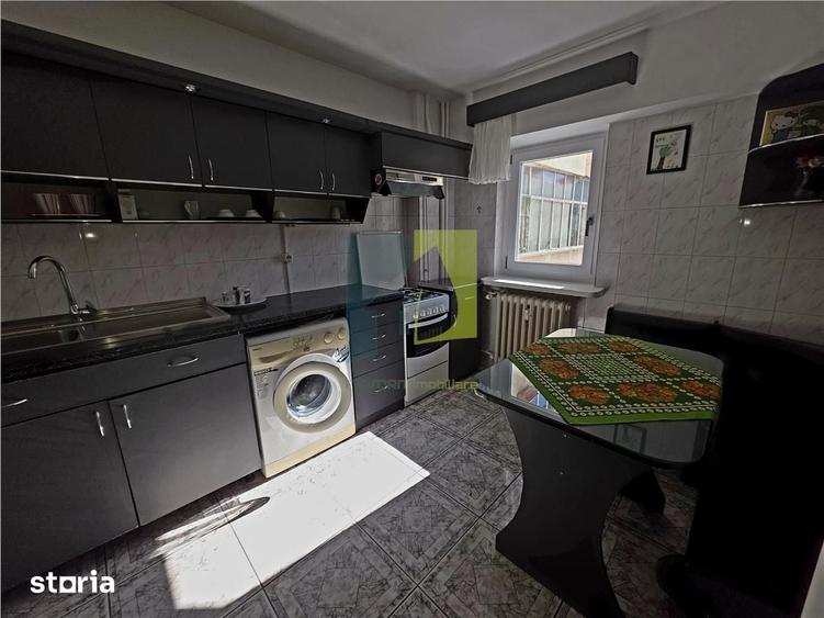 Apartament cu 3 camere decomandat în Ultracentral