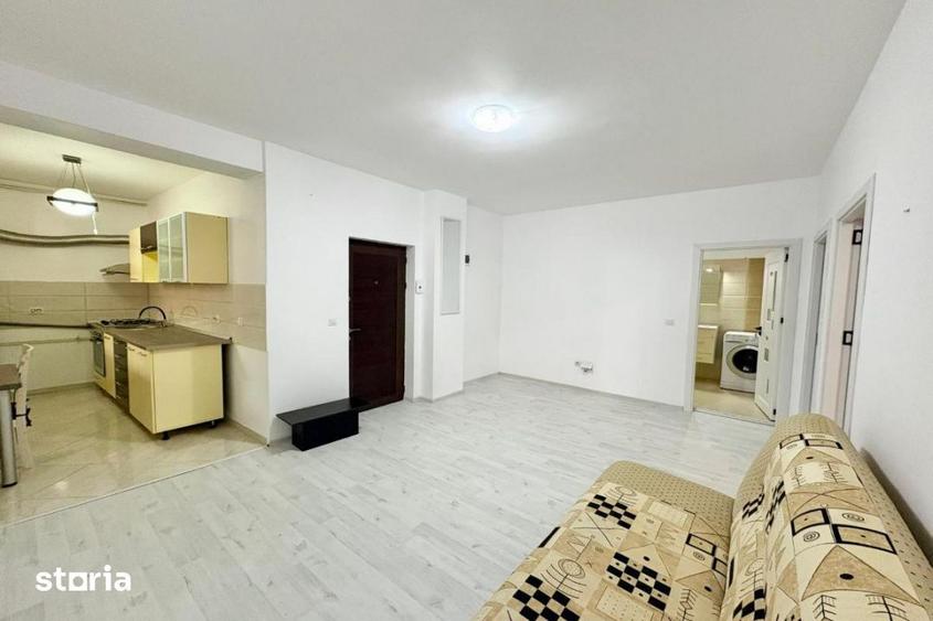 Apartament cu 3 camere semidecomandat, mobilat în Bucureștii Noi