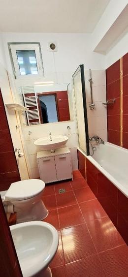 Apartament cu 5 camere decomandat, mobilat în Floreasca