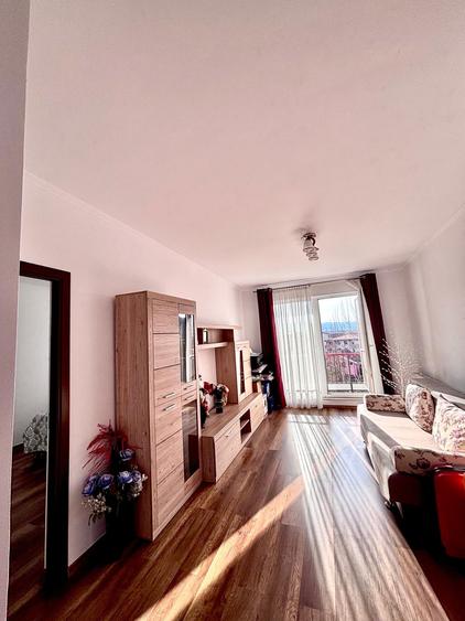 Apartament cu 2 camere semidecomandat, mobilat în Florești — fotografia 1