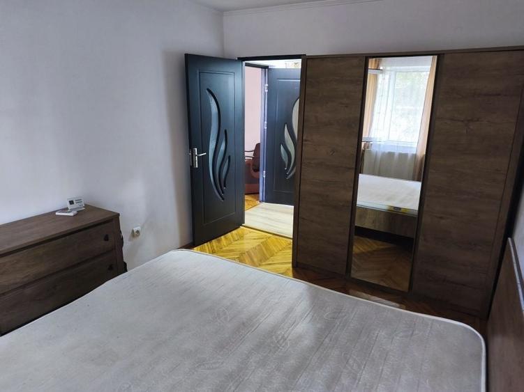 Apartament cu 2 camere semidecomandat în Lacu