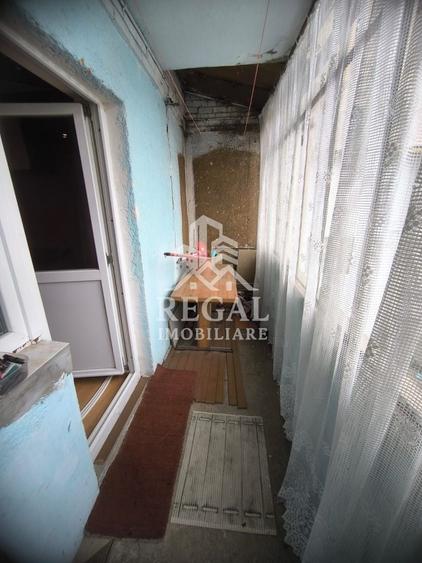 Apartament cu 3 camere decomandat, mobilat în Nord-Vest