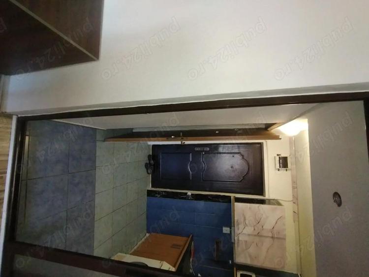 Garsonieră nedecomandată în Triaj