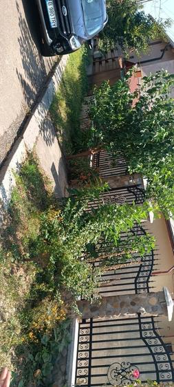 Casă cu 2 camere cu Teren 400 Mp în Central