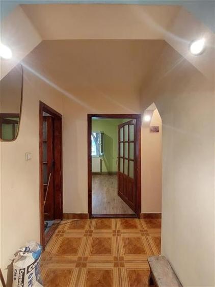 Apartament cu 3 camere decomandat în Micălaca