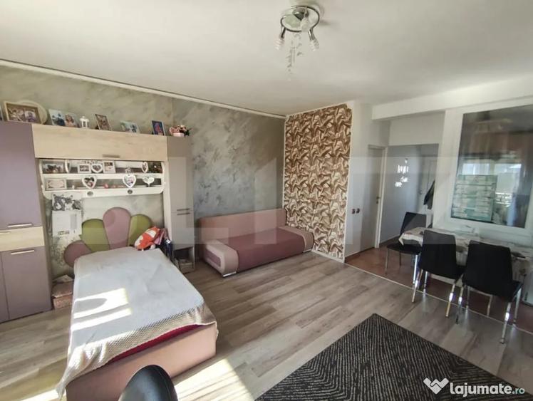 Garsonieră decomandată în Sânmartin