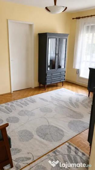 Apartament cu 2 camere nedecomandat în Astra