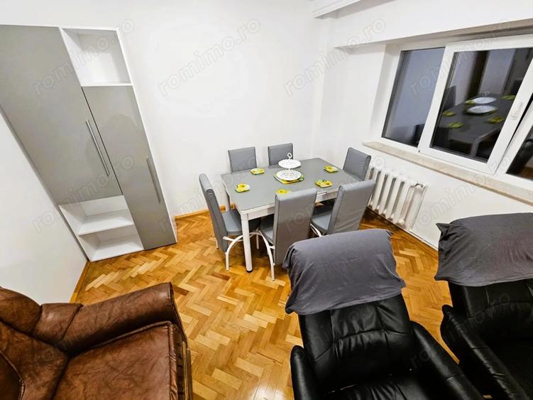 Apartament cu 3 camere decomandat în Ultracentral