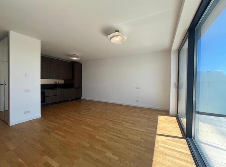 Proprietar, vind apartament  elegant,  vedere deosebit de frumoasa - 4