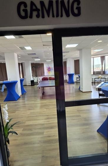 Spațiu comercial, de 250 mp, în Central