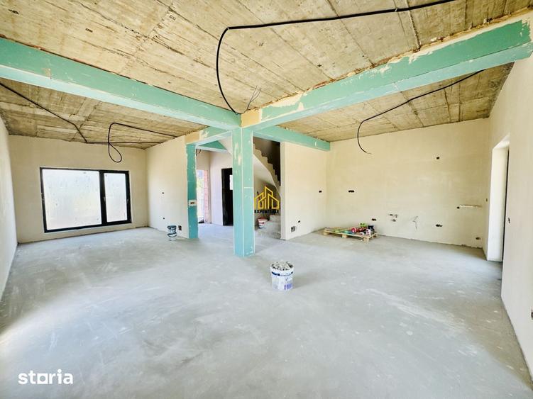 Casă cu 4 camere cu Teren 400 Mp în Clinceni