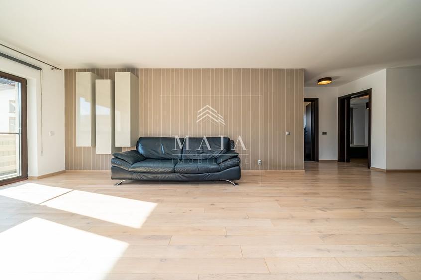 Apartament cu 3 camere decomandat în Șelimbăr