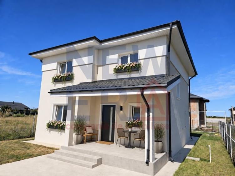 Casă individuală cu 5 camere cu Canalizare în Samurcași