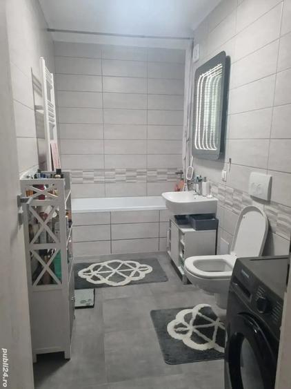 Apartament cu 2 camere decomandat în Vest