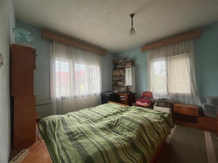 Casă cu 4 camere cu Teren 500 Mp în Ultracentral