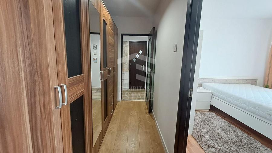Apartament cu 2 camere semidecomandat, mobilat în Politehnica