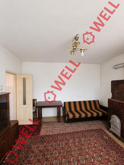 Casă cu 5 camere cu Teren 892 Mp în Aita Medie