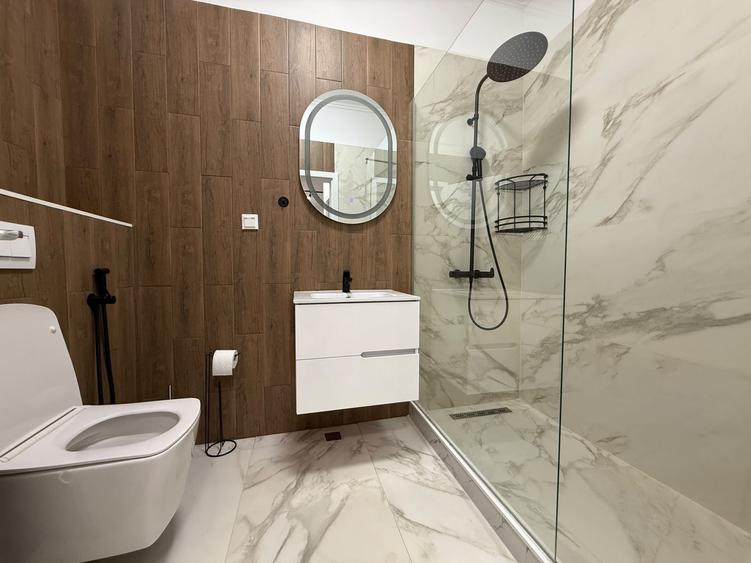 Apartament cu 2 camere semidecomandat, mobilat în Florești