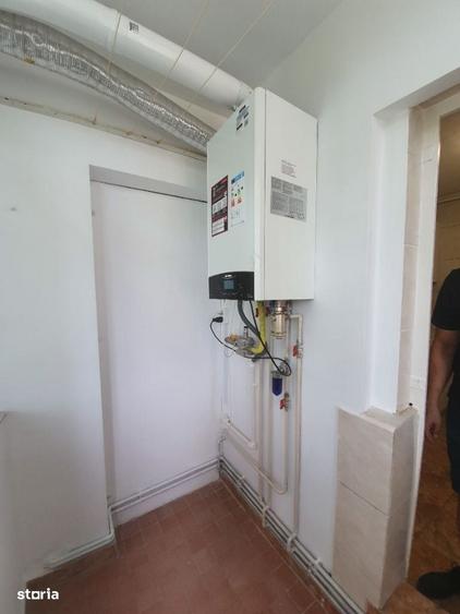 Apartament cu 3 camere decomandat în 9 Mai