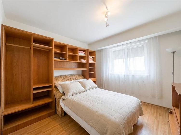 Apartament cu 2 camere decomandat în Calea Aradului