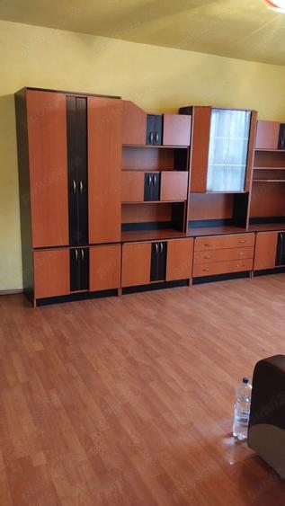 Casă cu 2 camere cu Teren 1439 Mp în Cruceni
