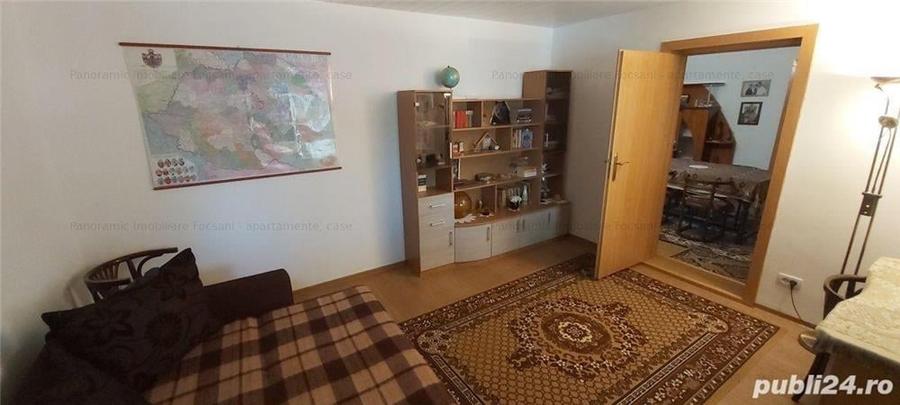 Casă cu 4 camere în Popești