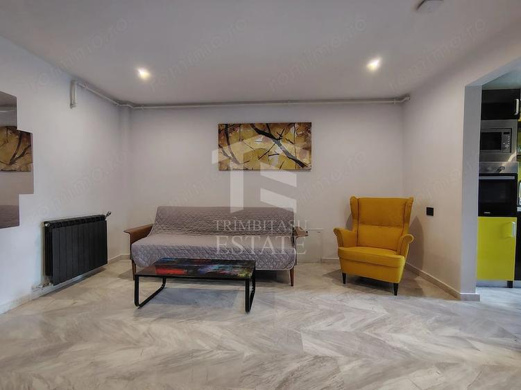 Apartament cu 2 camere semidecomandat în Central