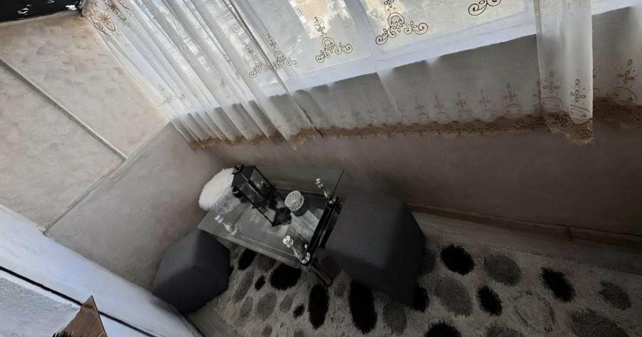 Apartament cu 2 camere decomandat în Rovine
