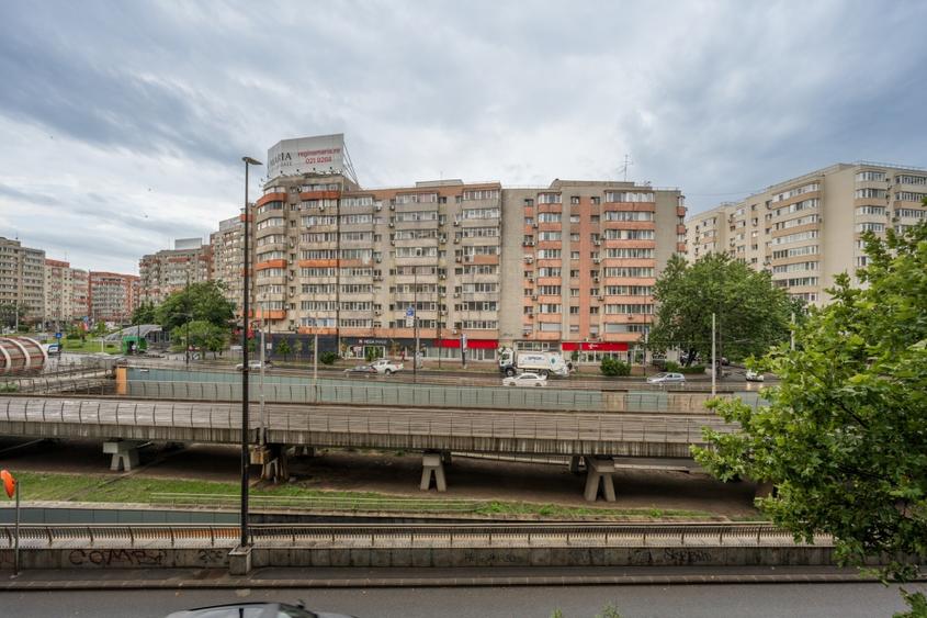 Apartament cu 2 camere semidecomandat, mobilat în Ștefan cel Mare