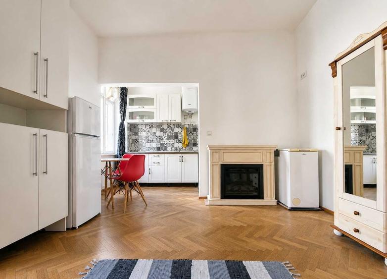Apartament nedecomandat în Lotrioara