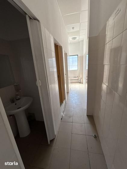 Spa?iu comercial de inchiriat 120 mp, zona Spitalul Jude?ean nr. 1 - 3