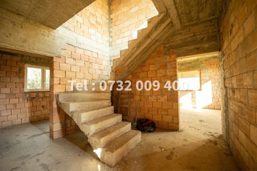 Casă cu 4 camere cu Teren 475 Mp în Hălchiu
