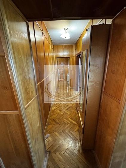 Apartament cu 4 camere decomandat în Kiriac