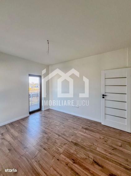 Apartament cu 3 camere în Juc-Herghelie