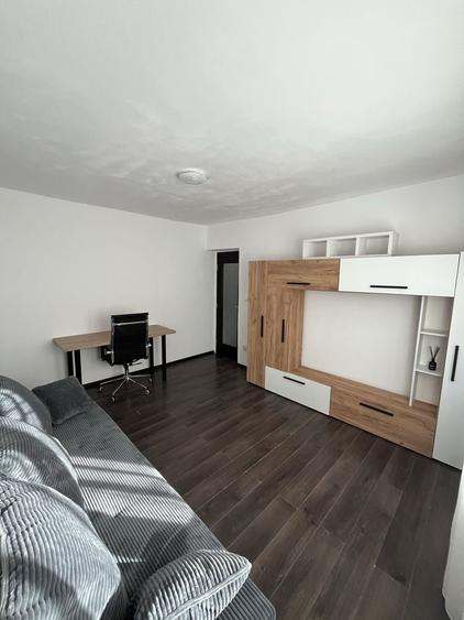 Apartament cu 2 camere decomandat în Griviței