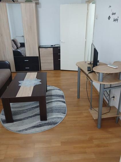 Garsonieră decomandată în Exterior Vest