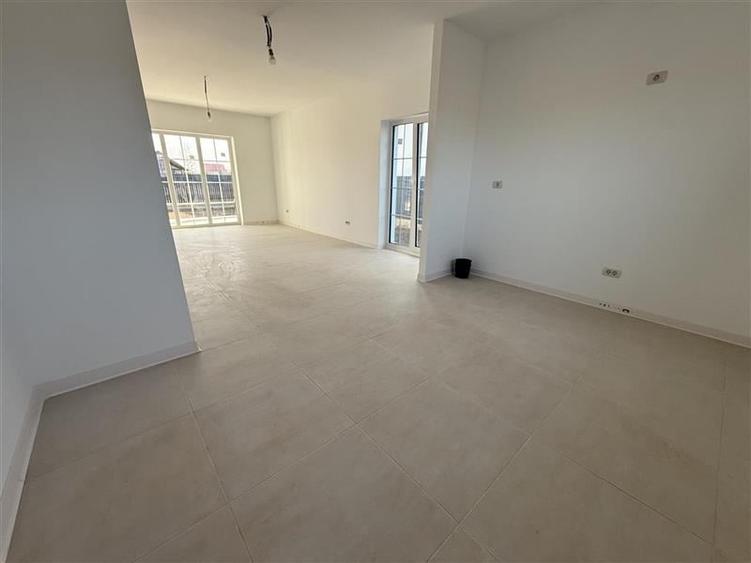 Casă individuală cu 3 camere cu Teren 350 Mp în Exterior Nord