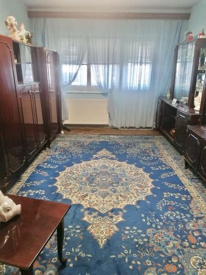 Apartament cu 2 camere decomandat în Exterior Vest