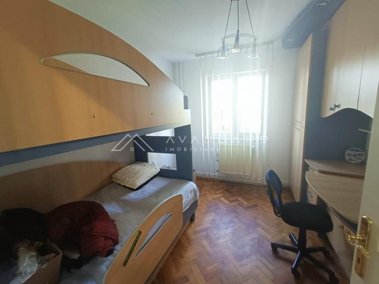Apartament cu 4 camere decomandat, mobilat în Gheorgheni