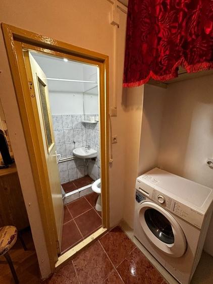 Garsonieră decomandată în Turnătorie
