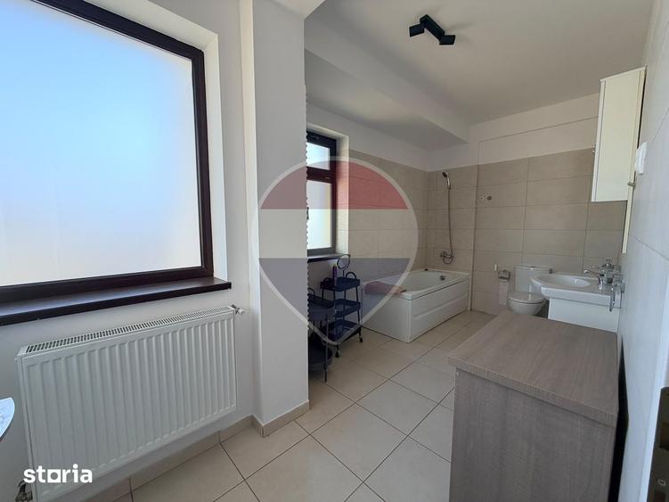 Casă cu 4 camere cu Teren 300 Mp în Cârcea