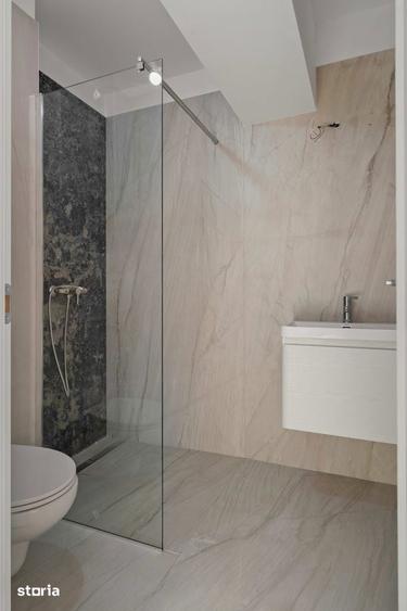 Apartament cu 4 camere în Rahova