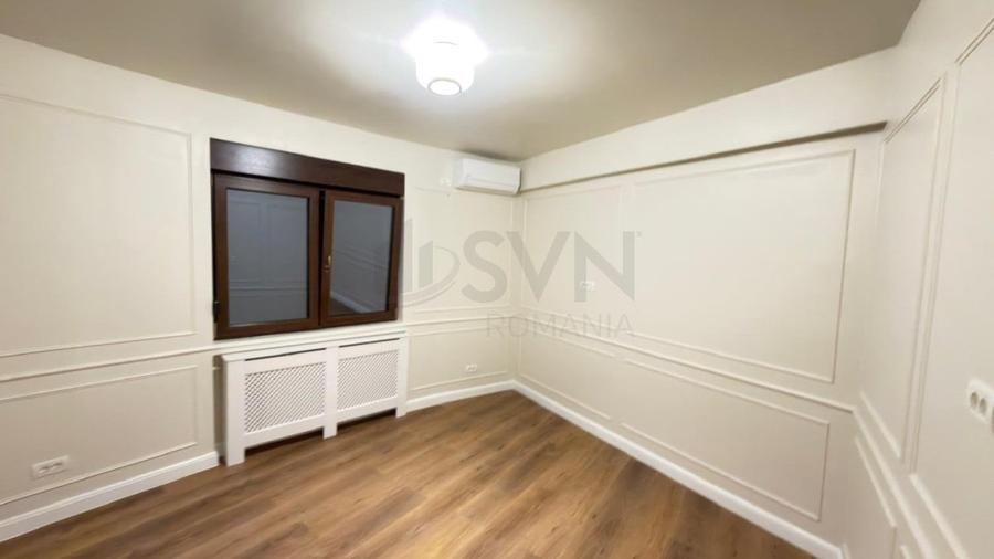 Apartament cu 3 camere decomandat, mobilat în P-ța Victoriei