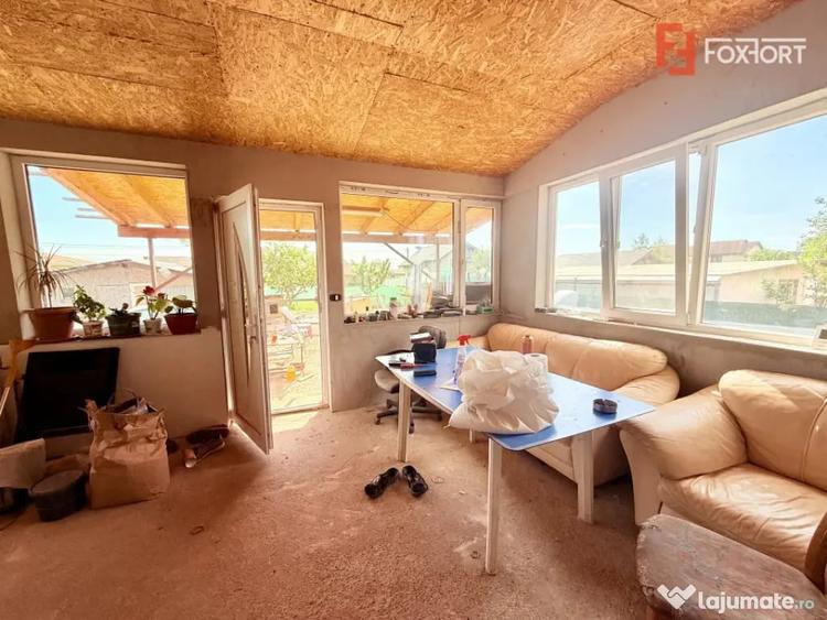 Casă cu 6 camere cu Teren 650 Mp în Sânandrei