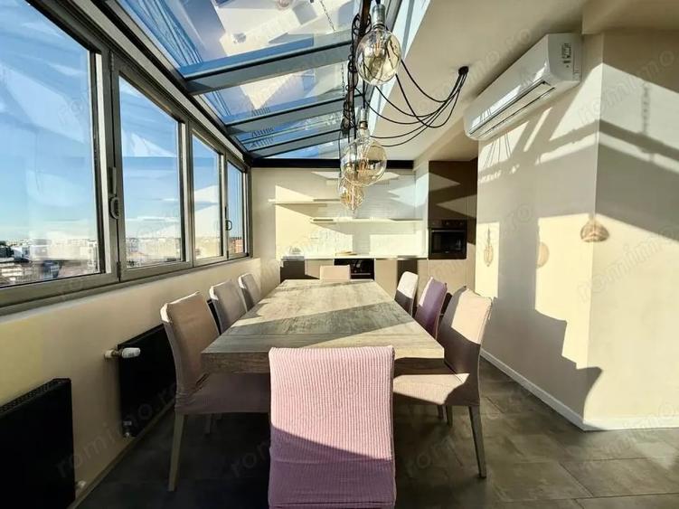 Apartament cu 3 camere semidecomandat, mobilat în Băneasa