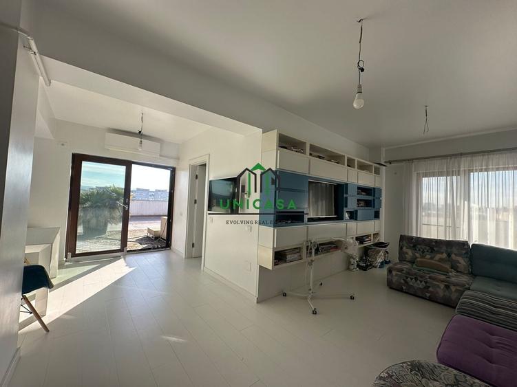 Apartament cu 4 camere decomandat, mobilat în 1 Mai