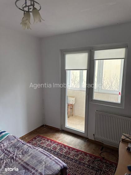 G.Enescu-Zona Spital-Apartament 2 camere,mobilat,cu centrala ,62000E.
