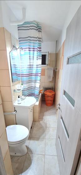 Inchiriez apartament 2 camere - 3
